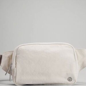 Lulu Lemon Belt bag